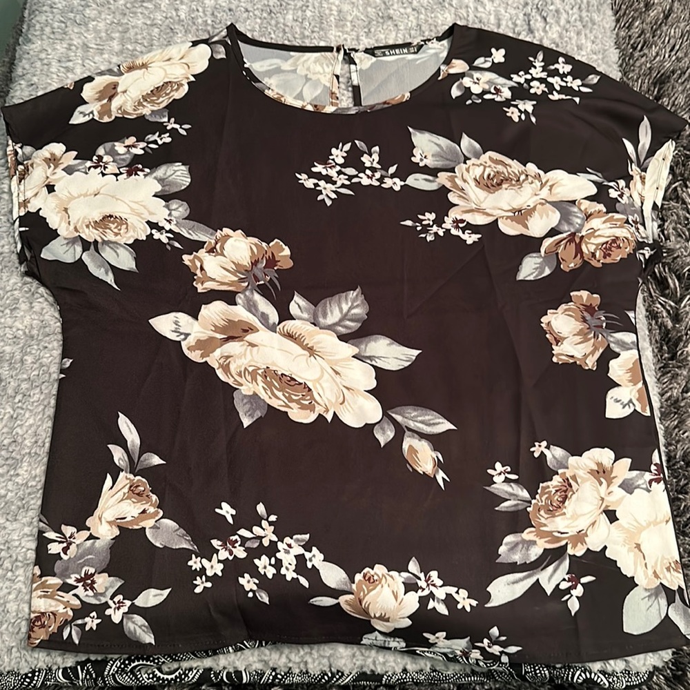 Floral Black Short Sleeve